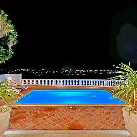 Falk - Fuzeta Villa *